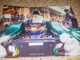 Esteban Gutierrez - Autogramm auf Foto