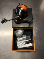 Savage Gear SG8 2500 FD Angelrolle