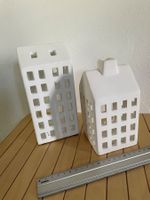 2 Lichthäuser, weiss, no name Produkte, aus Keramik