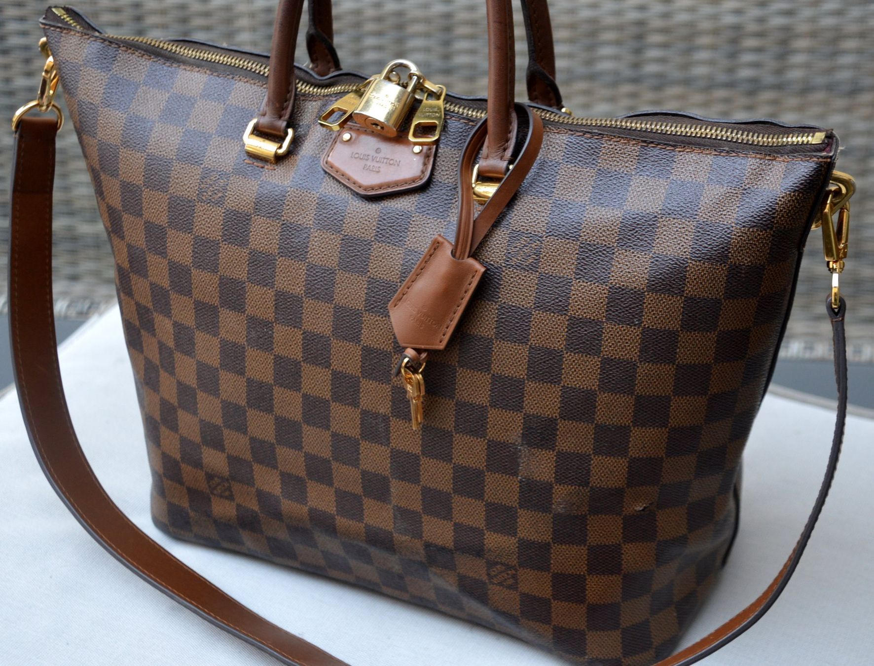 Louis Vuitton Borse da donna: Tasche Louis Vuitton Belmont sac – Usato da Collonges venduto da Auganien 2