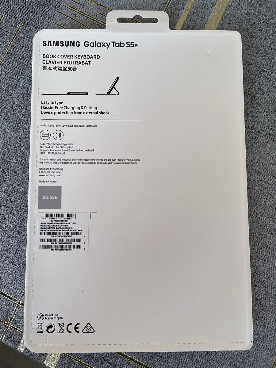 Samsung Covers & Borse: Samsung Tab S5e - Book Cover Keyboard NEU – Nuovo e nell'imballaggio originale da Bussigny venduto da Dali430 4