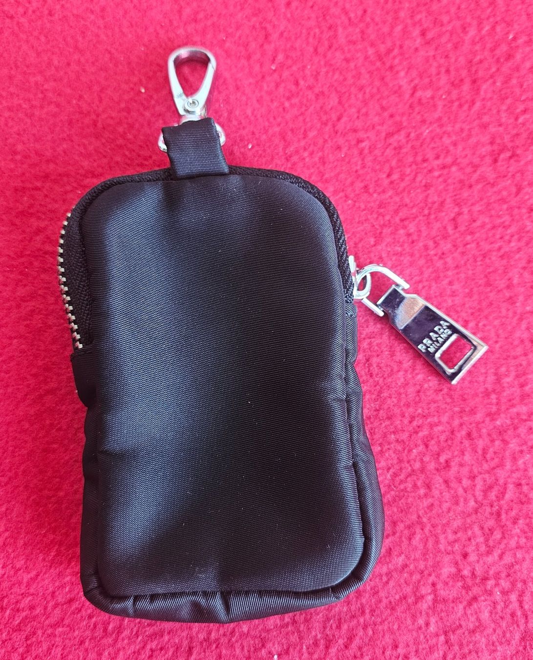 Prada Schlüsselanhänger & - bänder: *PRADA* Mini-Pouch -Nylon Schlüsselanhänger – Gebraucht aus Bronschhofen von David80 1