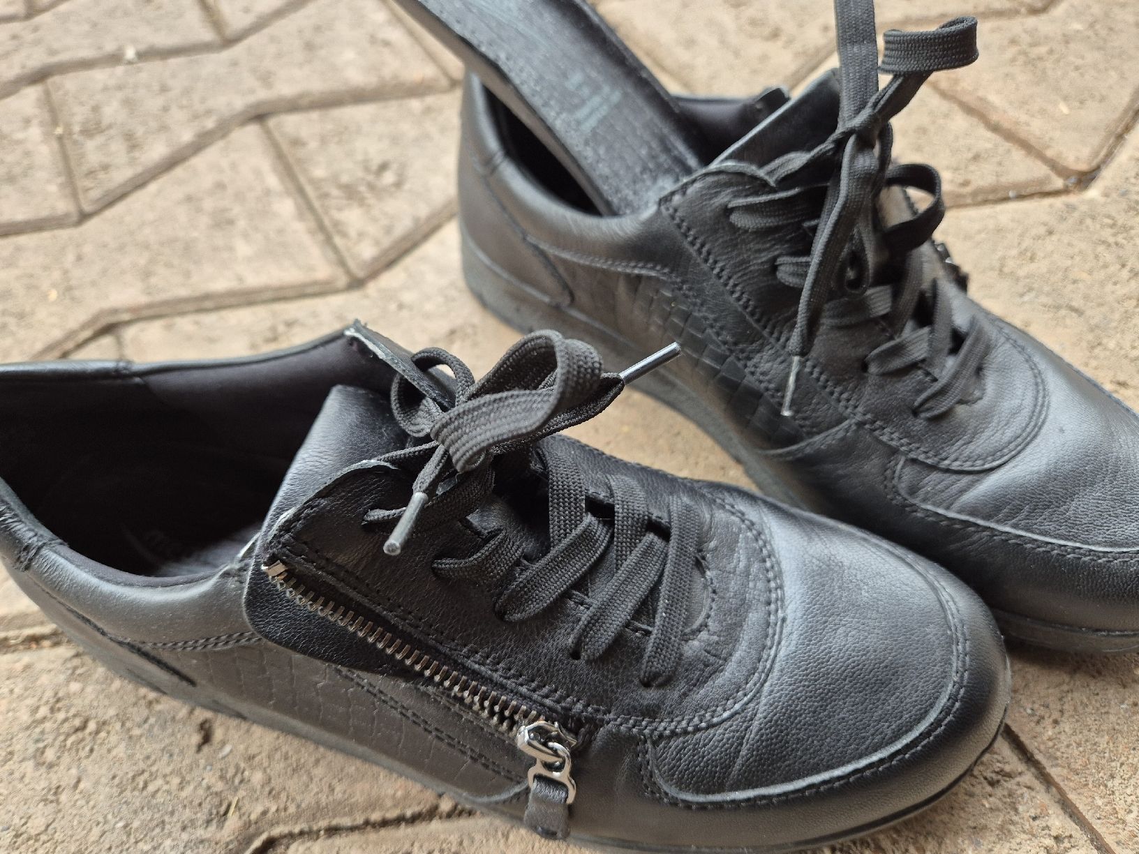 Scarpe da donna: Damenschuh Medicus – Usato da Villigen venduto da Ctuefeli