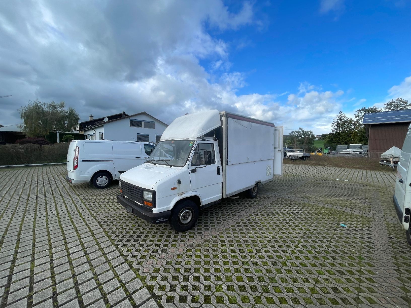 Peugeot Nutzfahrzeuge: COOLER FOODTRUCK! – Gebraucht aus Merlischachen von simplestuff123