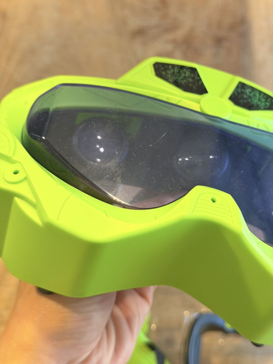 Jouets: Alien Vision Spielzeug gebraucht – D'occasion à Sorvilier par Ms.Meow 2