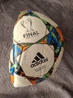Ballon de foot Adidas Champions League Berlin 2015 usagé