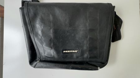 Sac FREITAG Noir -- bonne  état
