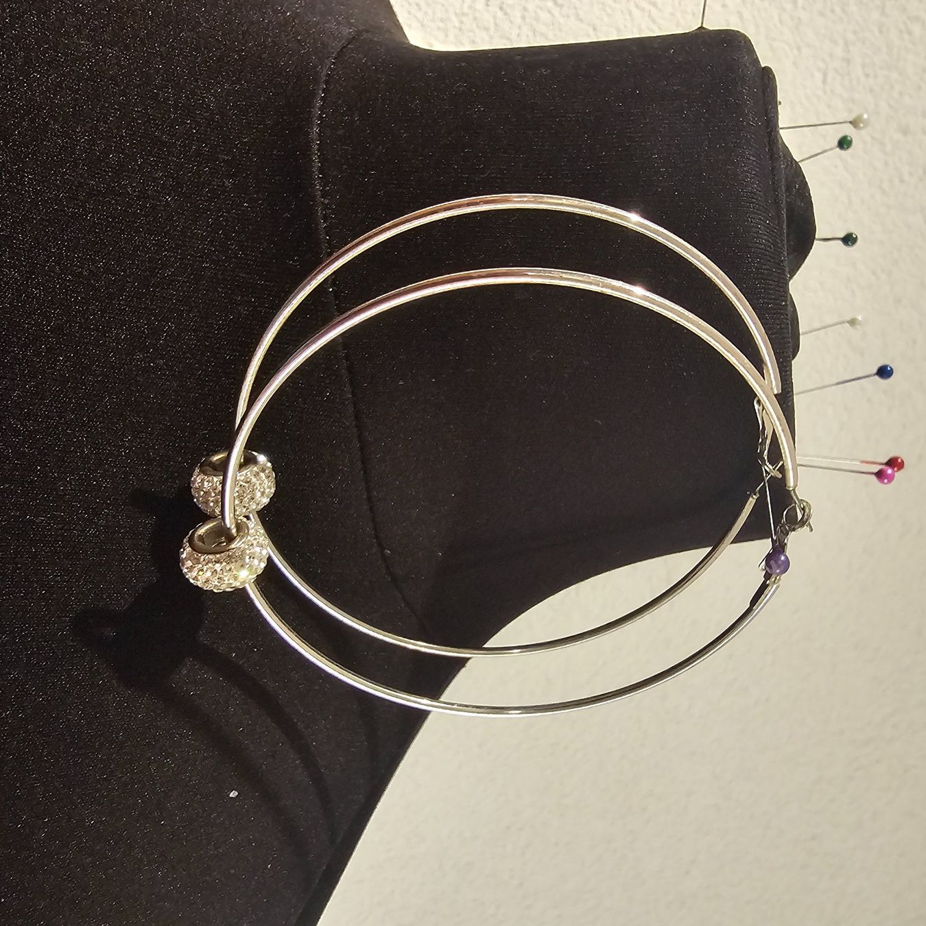 Boucles d'oreille: Riesen grosse creolen. It swarovsky strass – Neuf (Voir description) à wolfhalden par 46464646