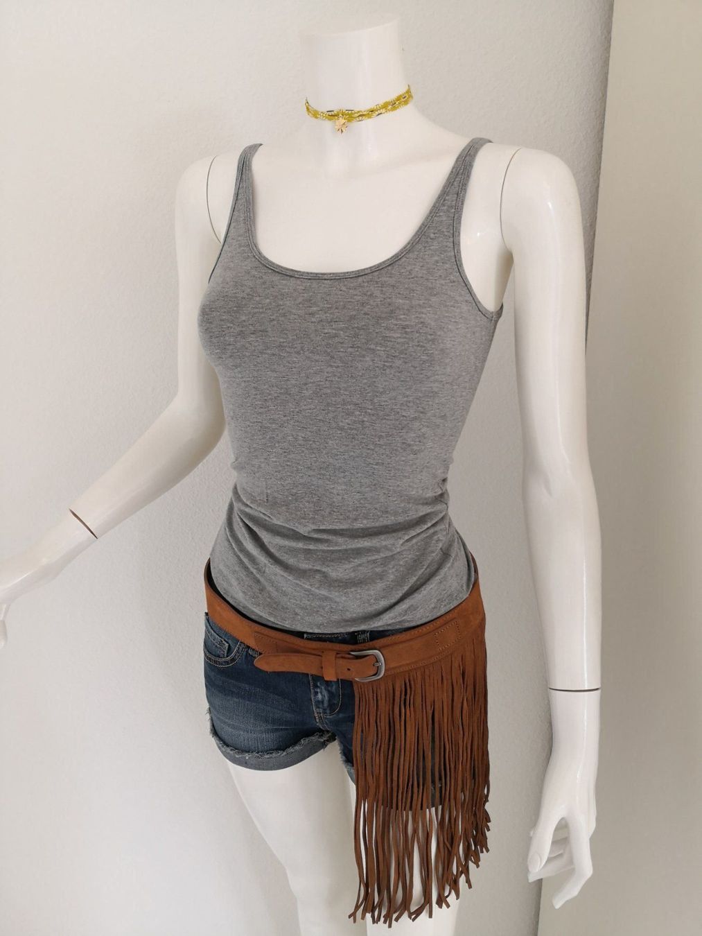 Mango Top: 🤩MANGO BASIC STRETCH TRÄGER TOP GRAU NEU & CHANEL P. – Nuovo (secondo la descrizione) da Olten venduto da Naja-Twins-Twins 1
