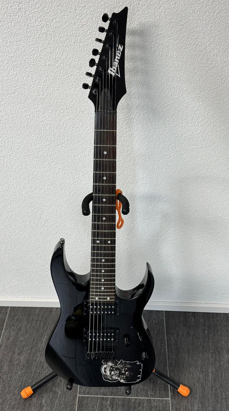 Guinzagli & Collari: Ibanez 7-saitige E-Gitarre schwarz – Usato da Dagmersellen venduto da Purppetz