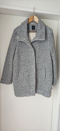 Longjacke Grau/Weiss Gr.44 von zero mit Wolle NEU 170 CHF