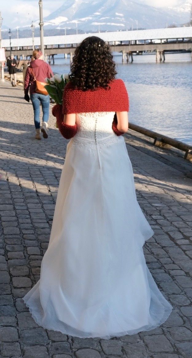 Vestiti: Brautkleid wedding dress – Usato da Altishofen venduto da sho_8vnf 3
