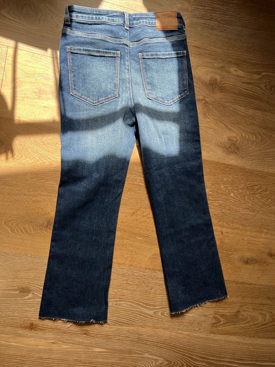 Jeans: Zara jeans – Nuovo (secondo la descrizione) da Moudon venduto da patricia115 1