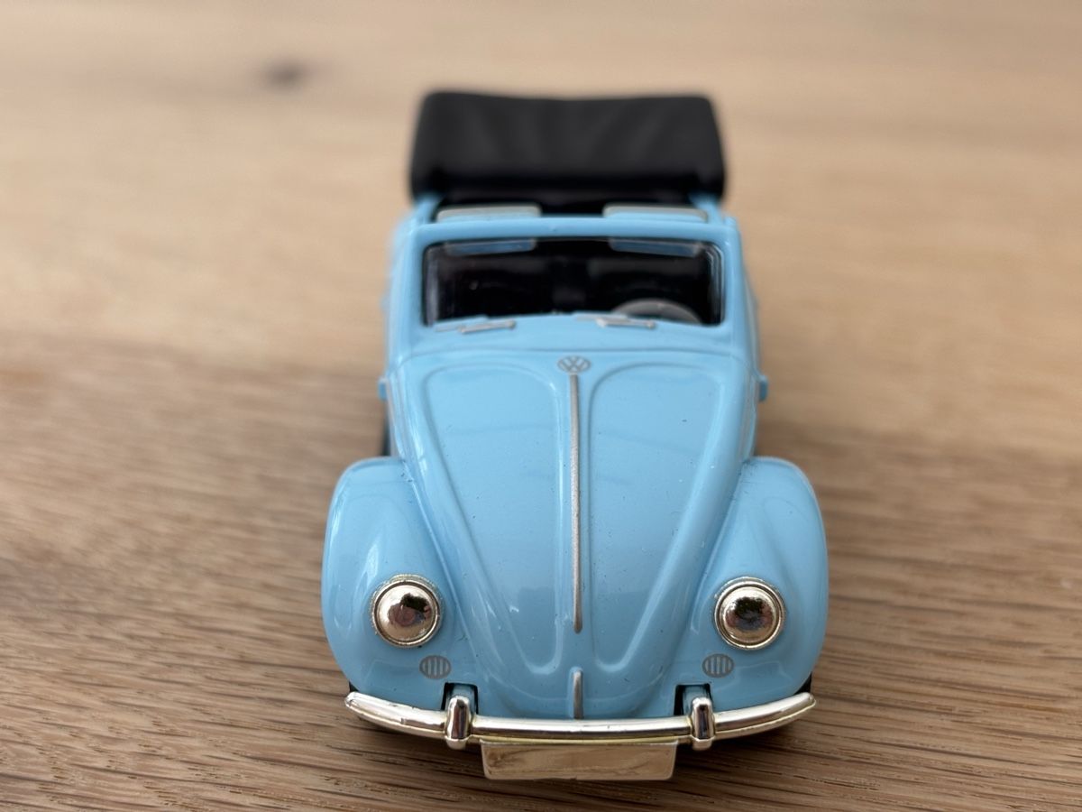 Volkswagen Modellini d'auto: 1 VW Käfer**Cabriolet**1:43** – Nuovo (secondo la descrizione) da Volketswil venduto da Car6 5