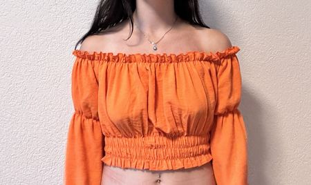 Bluse schulterfrei Oberteil off shoulder neu XS AMISU