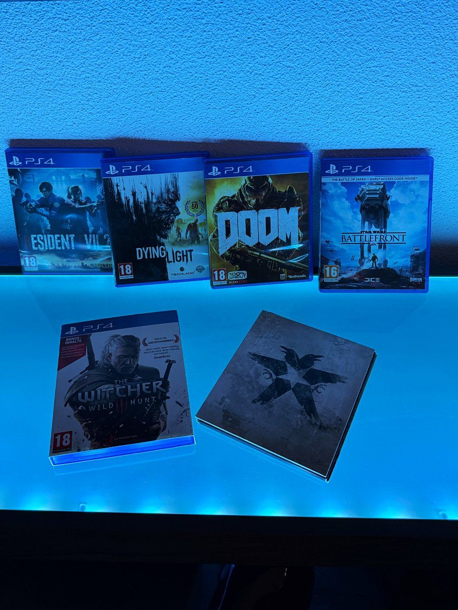Sony Consoles: PS4 Pro (Neuwertig) + 2 Controller + 17 Games – D'occasion à Cham par dRac0.CH 2