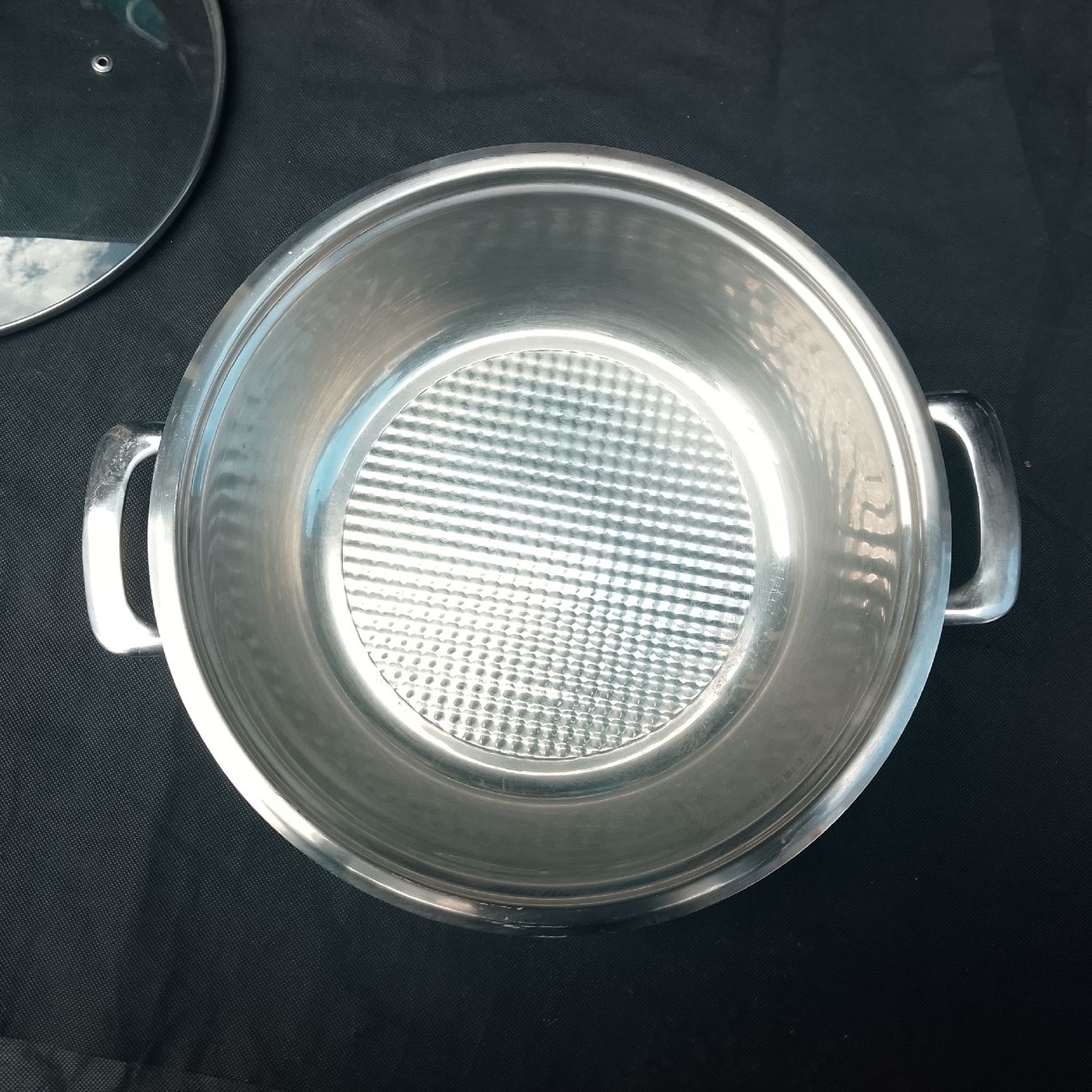 Pentole: Kitchenware Kochtopf Edelstahl mit Glasdeckel, 30 cm – Usato da Luzern venduto da toenu23 1