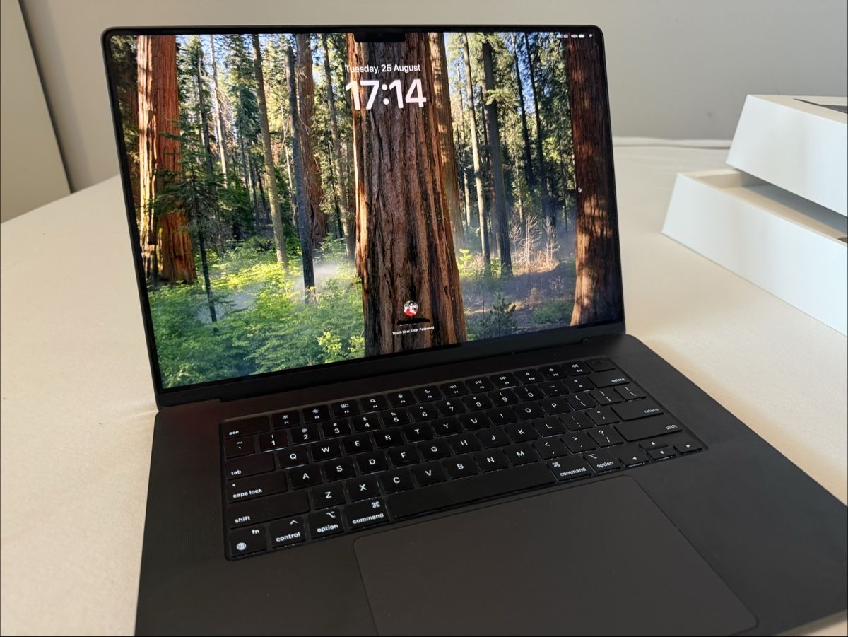 Apple Notebooks: 16" MacBook Pro - M4 Pro – Neu (gemäss Beschreibung) aus Zollikon von glucdeschluc 7