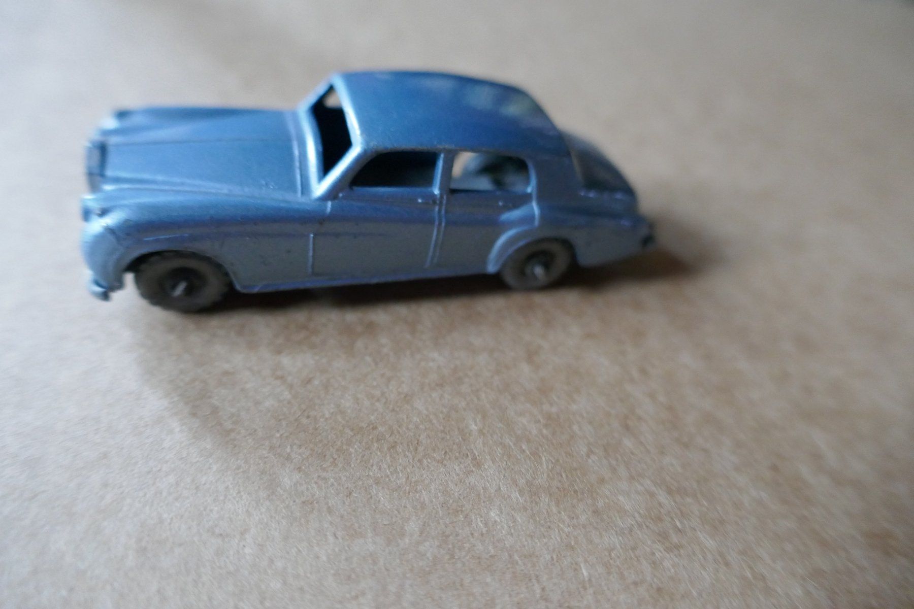 Lesney Modellini d'auto: Matchbox, Lesney  Rolls Royce  No 44 – Usato da Madiswil venduto da ML911 1