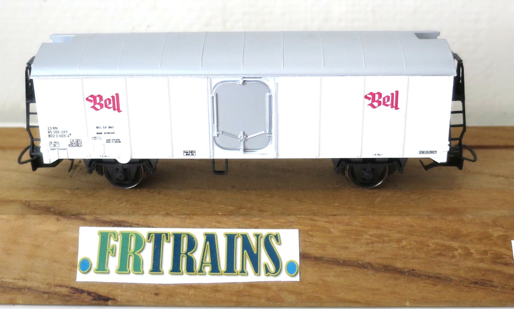 Rivarossi Modellini di ferrovie: RIVAROSSI 2432 SBB CFF FRIGO BELL – Usato da Gland venduto da FRtrains