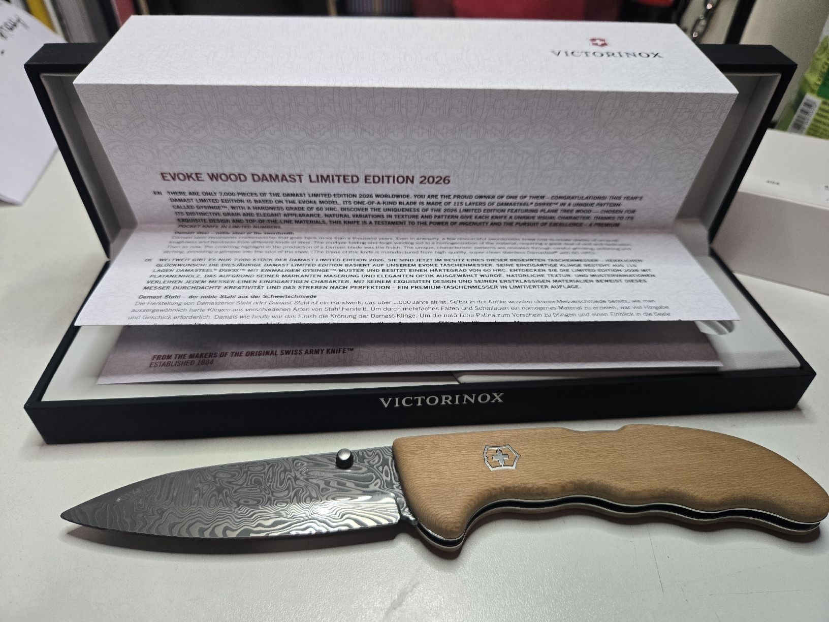 Victorinox Couteaux de poche: Damast LE 2026 Evoke – Neuf (Voir description) à Luzern par Nini_862 1