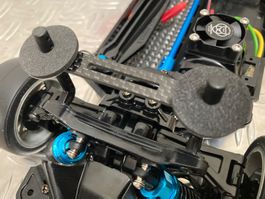 TT-02 Karosserie Distanzhalter aus Carbon NEU!