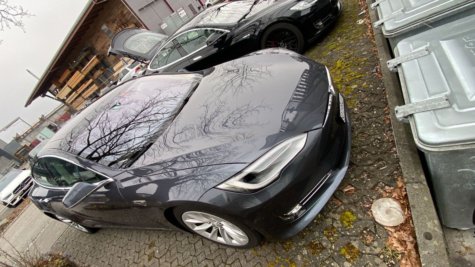 Tesla Automobili: Tesla Model S 90D Facelift – Free Supercharging – Usato da Neuendorf venduto da Yaskafa 1