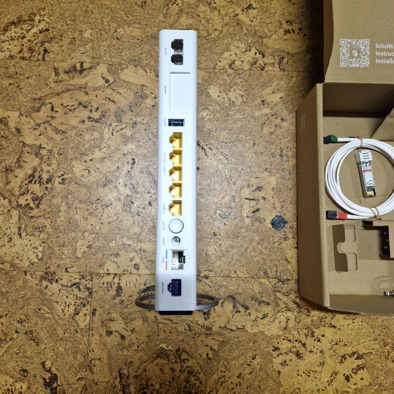 Swisscom Modem & Router: Swisscom Internet-Box 3 mit Glasfaser-Zubehör – Usato da Uetendorf venduto da Schraedi 3
