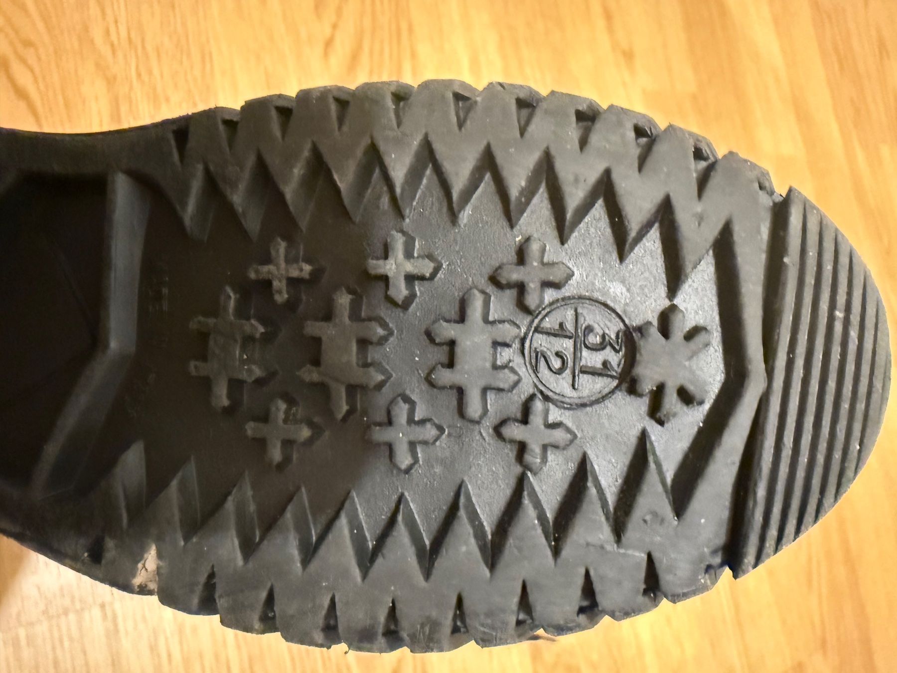 Schuhe für Jungen: Atrium Gummi/Winterstiefel 31 – Gebraucht aus Kloten von jas_8lhy 2