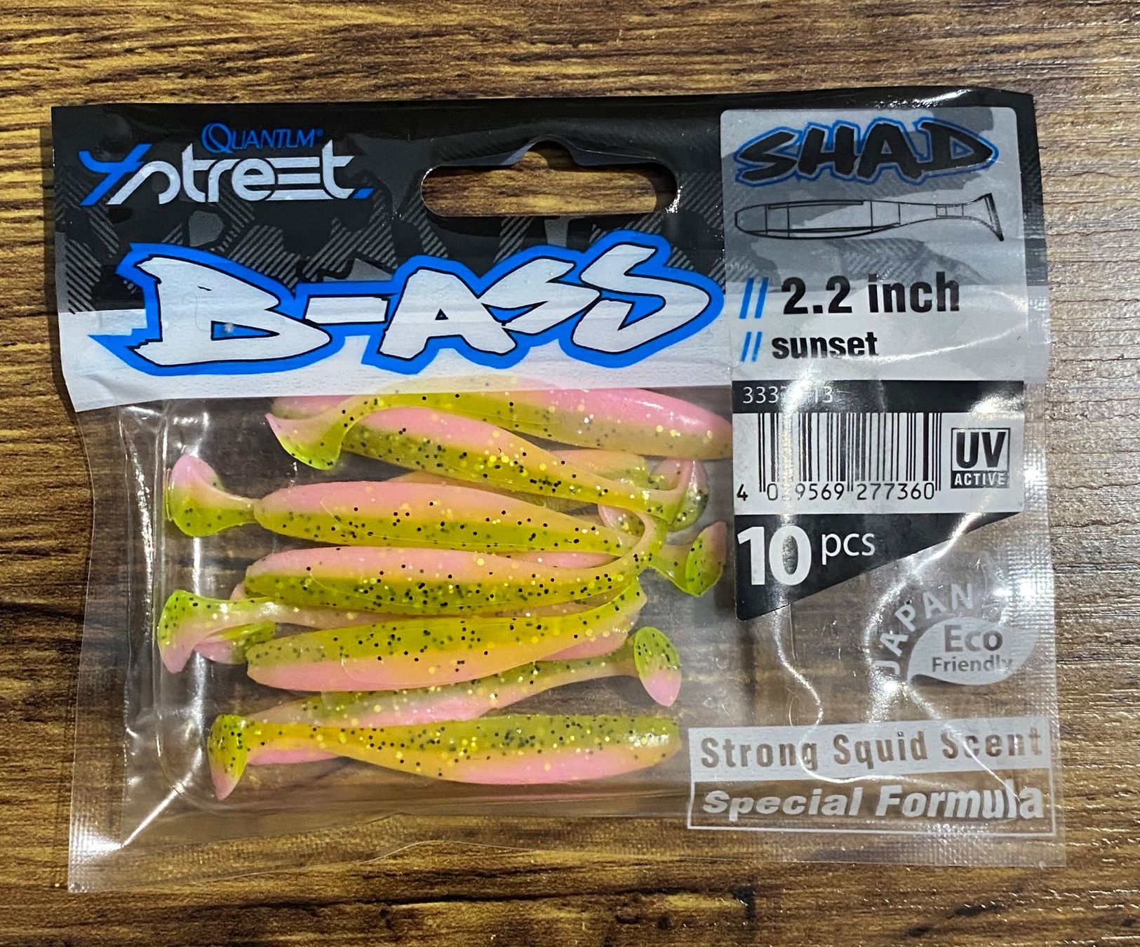 Esche: QUANTUM 4street B-Ass Shad 2.2" 5.6cm – Nuovo e nell'imballaggio originale da Widnau venduto da Fishingtackle_Oggy
