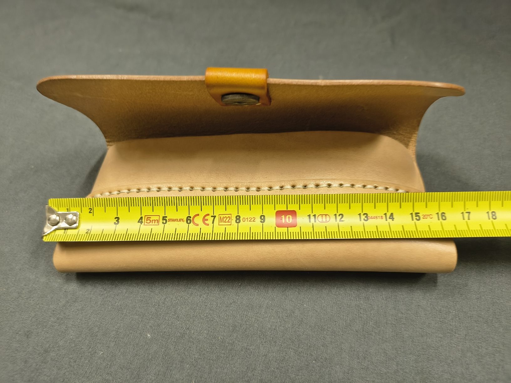 Borse: Leather eyeglass pouch, new – Nuovo e nell'imballaggio originale da Vevey venduto da cos-vero 3
