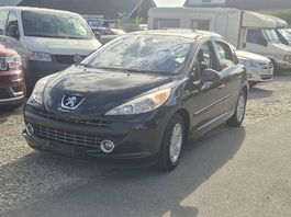 Peugeot 207 1.Hand MFK Gepflegt Benzin Schalter 