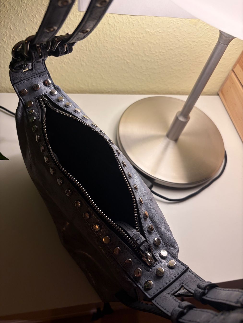 Taschen für Damen: Hellblaue Handtasche – Gebraucht aus Basel von pau_w9yw 3