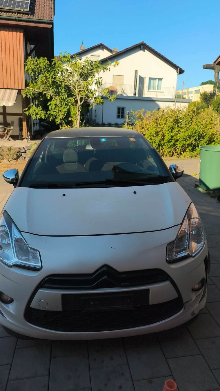 DS Automobiles Automobili: Ds3 für Export  – Usato da Busswil BE venduto da pet_55dr