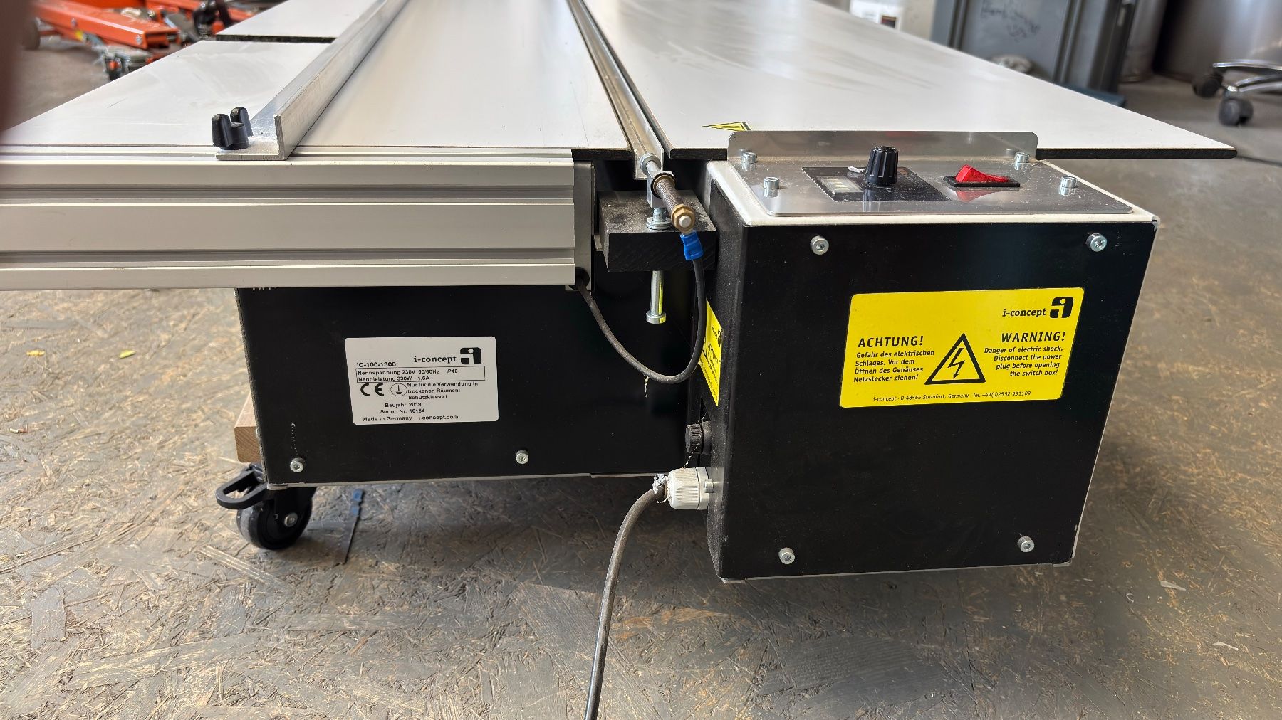 Toutes les machines: Kunststoff - Biegemaschine i-concept IC100-1300 – D'occasion à Sissach par swxx5 1