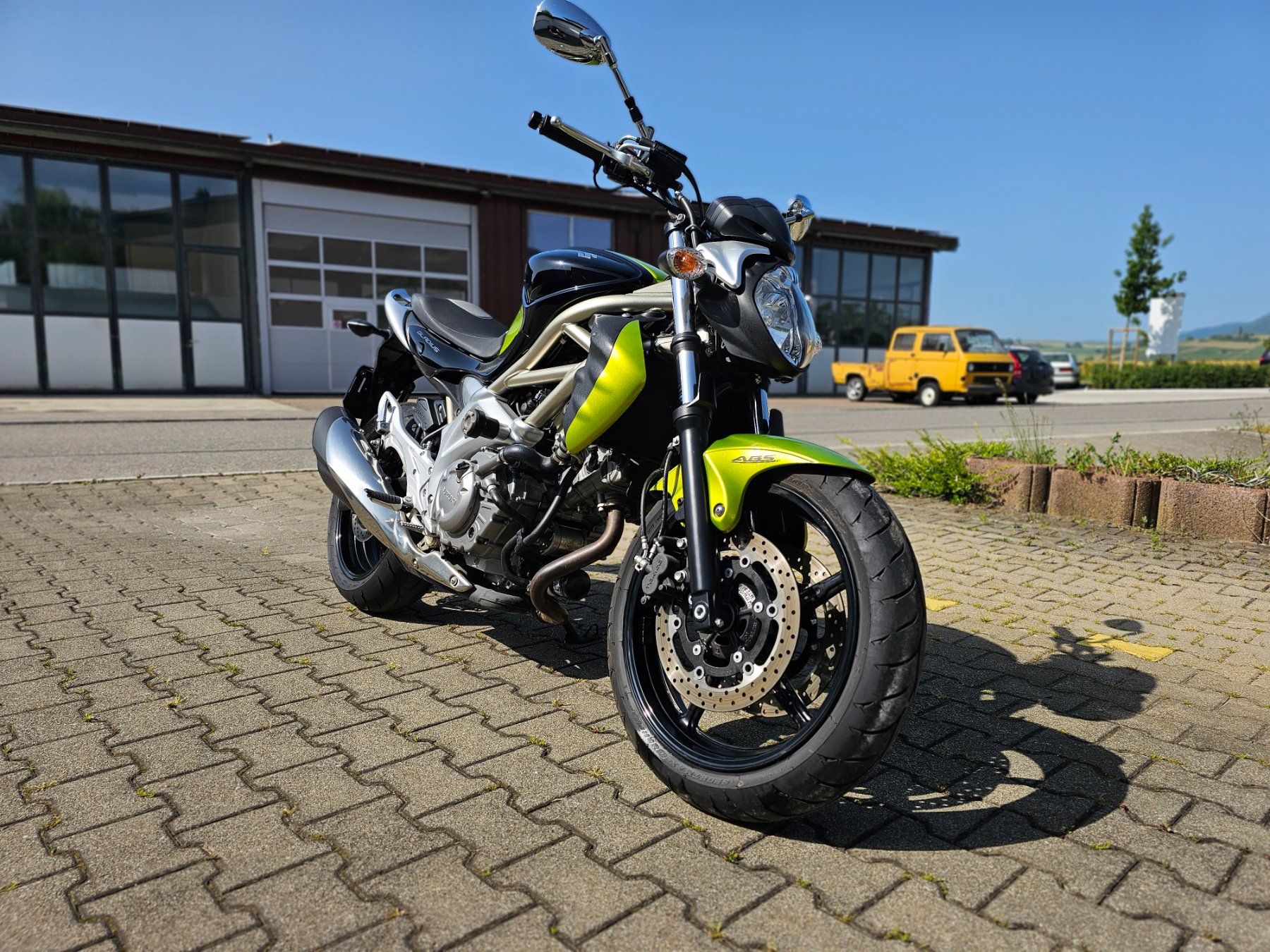 Suzuki Strada: Suzuki Gladius 650 – Usato da Oberhallau venduto da ric_qr89