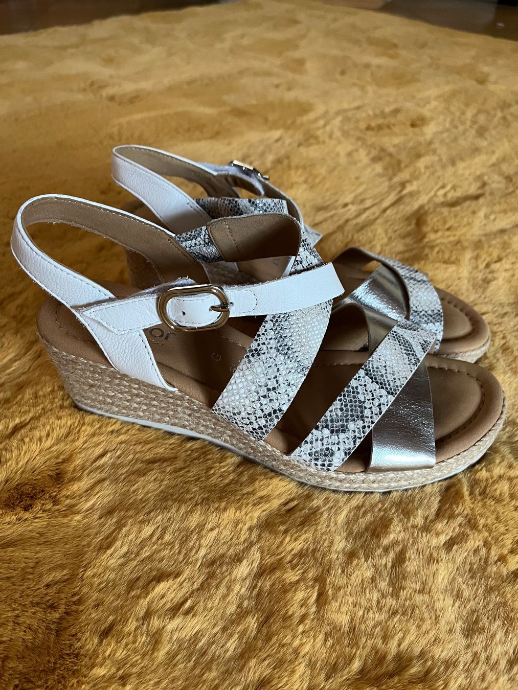Gabor Scarpe da donna: Gabor Sandalen Grösse 39.5 – Nuovo (secondo la descrizione) da Lohn-Ammannsegg venduto da nad_nzl8