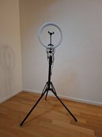 Handystativ mit Ringlicht