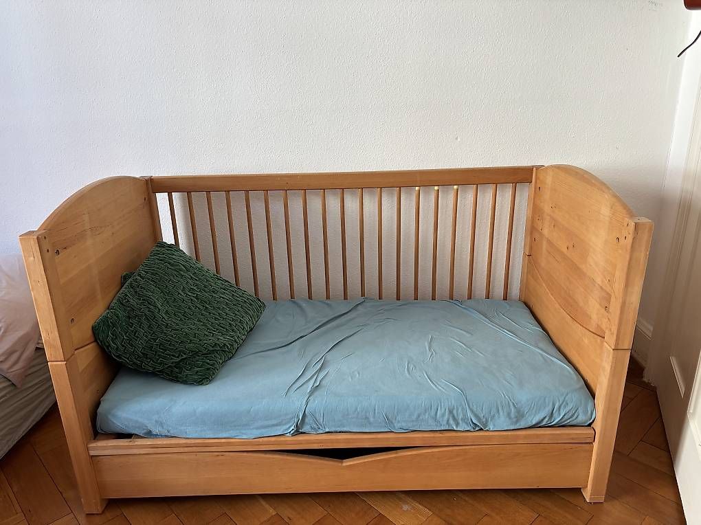 Letti: Schönes Massivholz Kinderbett – Usato da Basel venduto da theabae 2