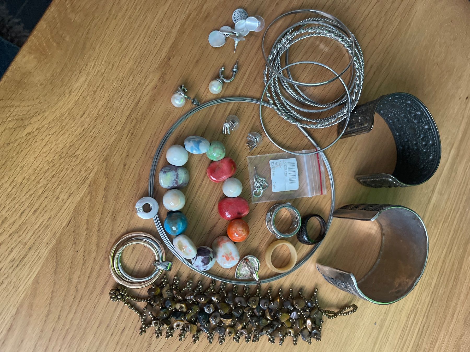 Sonstiger Schmuck: Schmuck: Ohrringe, Ringe, Armreifen, Perlen – Gebraucht aus St. Ursen von B1993