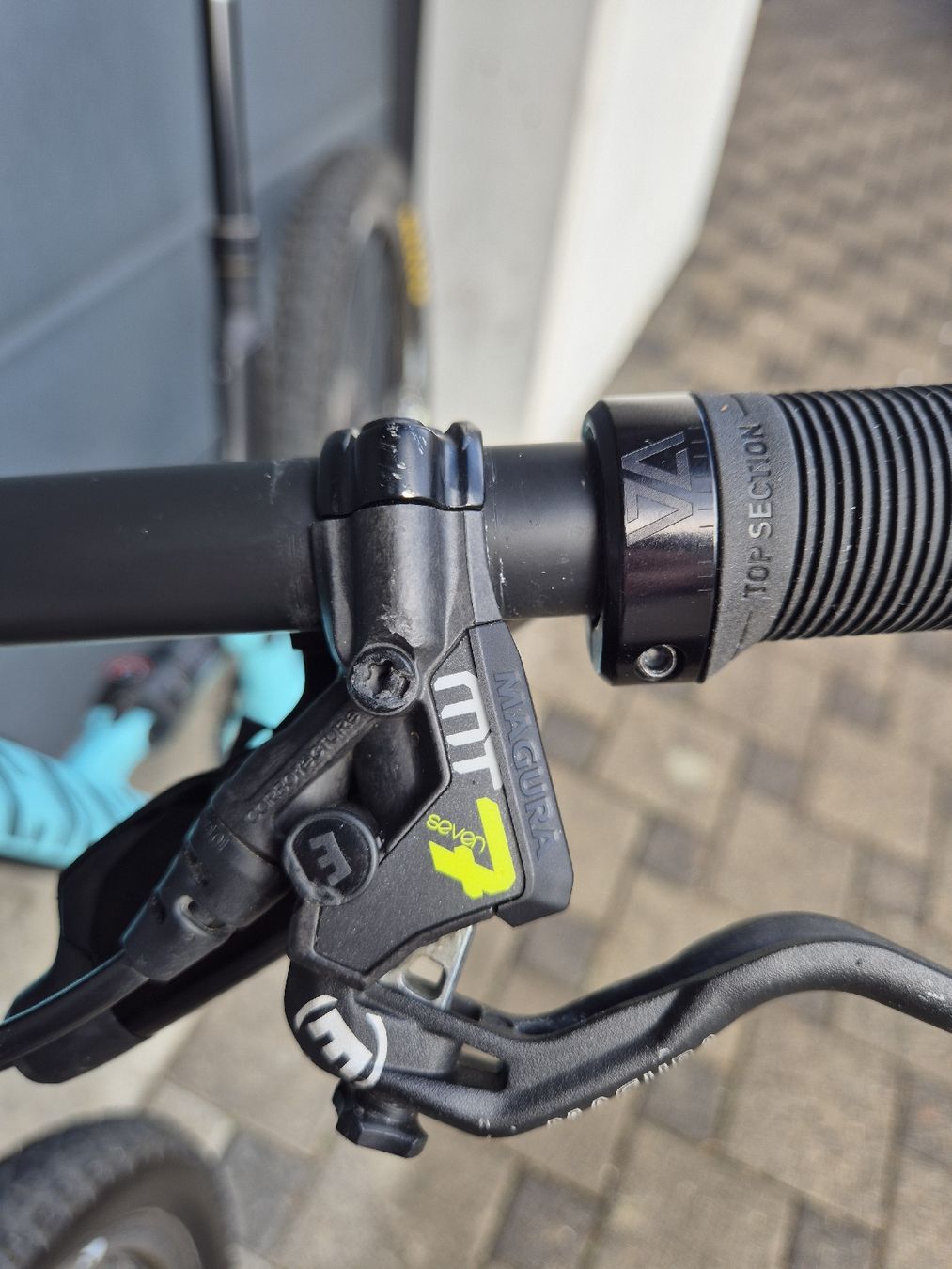 Canyon Biciclette: Canyon Spectral CF 9.0 mit neuem Rahmen – Usato da Hosenruck venduto da Powerfrosch 6