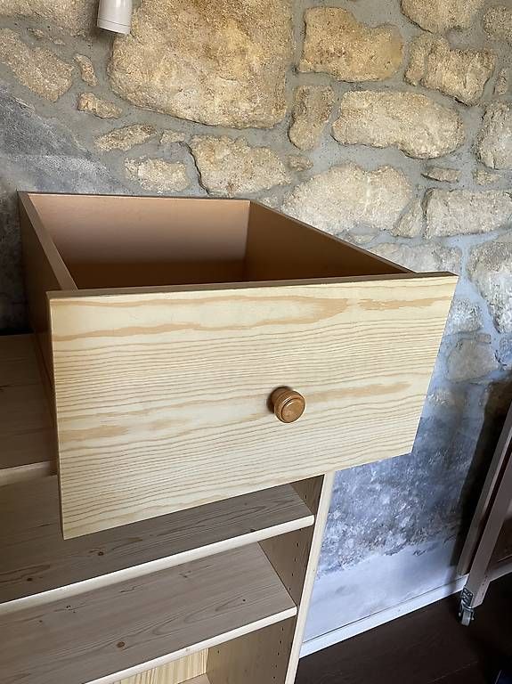 Schreibtische: À donner, petit bureau d'étudiant – Gebraucht aus Faoug von rocamadou 4