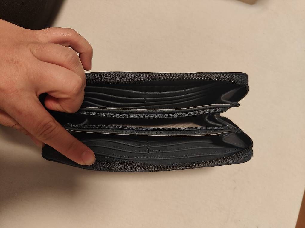 Portamonete: Portemonnaie  – Usato da Luzern venduto da ser_q2gg 1