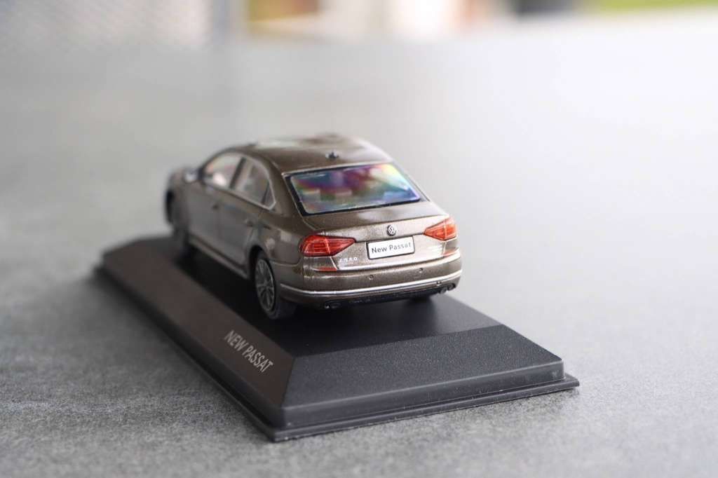 Volkswagen Modellini d'auto: VW New Passat GP 2016 1:43 Paudi Model – Nuovo e nell'imballaggio originale da Bühl b.Aarberg venduto da modelldiecast 7
