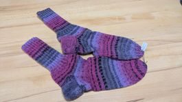 Warme Füsse, warmes Herz! Handgestrickte Wollsocken - 42/43