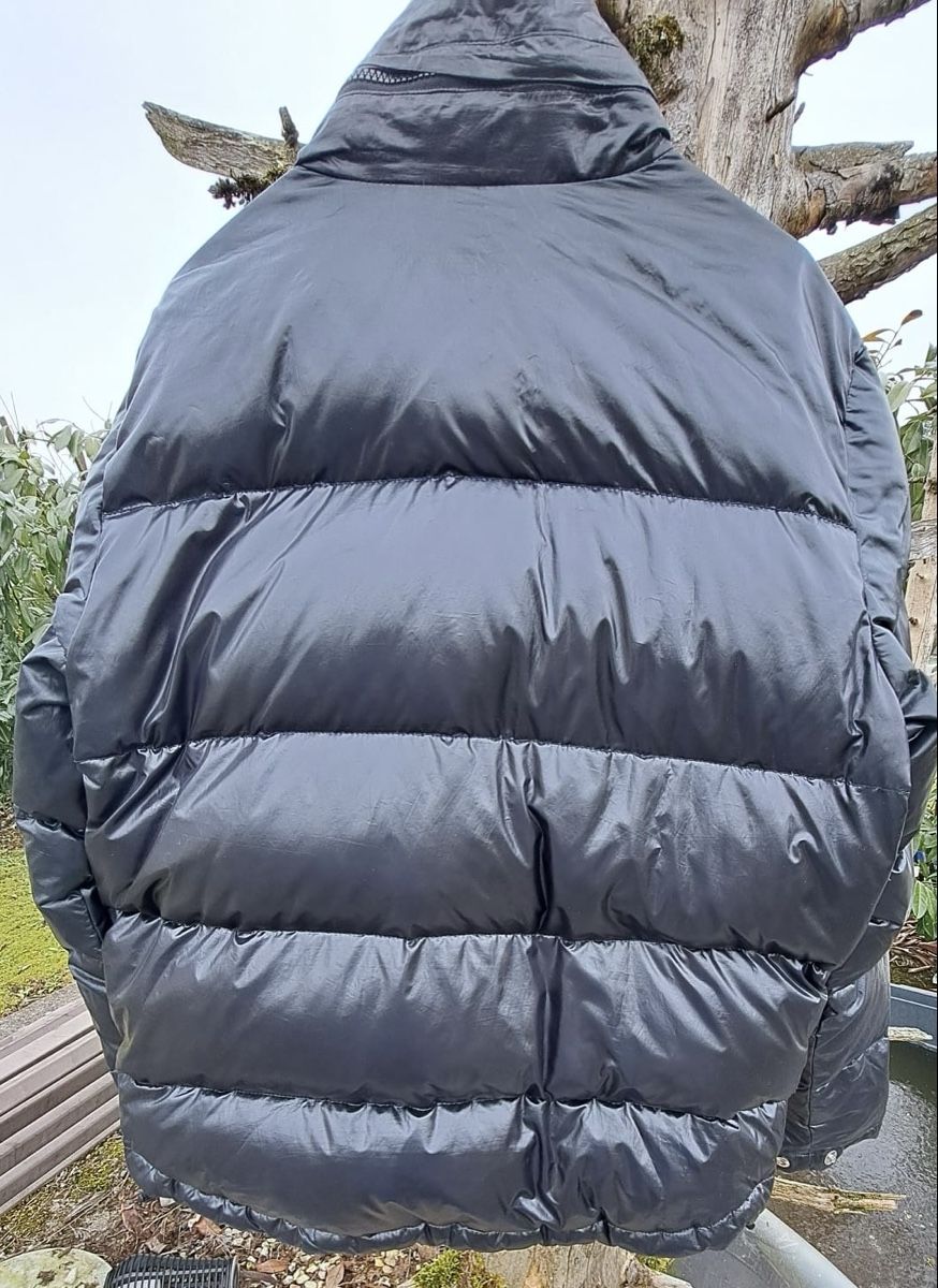 Tommy Hilfiger Giacche: Winterjacke Tommy Hilfiger – Usato da Meilen venduto da Michael-Elena 1