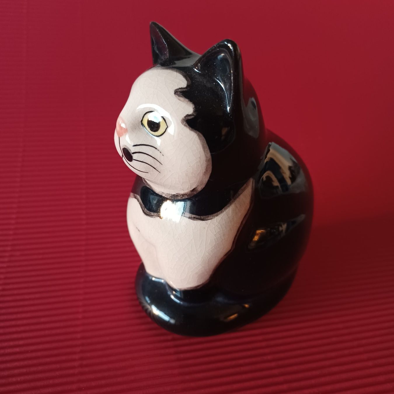 Figuren: KATZE. Keramik . Glasierte Miezekatze wartet ... – Gebraucht aus Zürich von Bellabo 2
