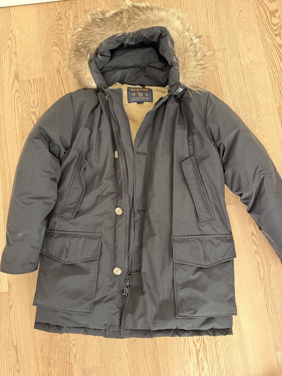 Woolrich Giacche: Woolrich Arctic Parka Gr. M, TOP Zustand – Usato da Männedorf venduto da karinpersson 1
