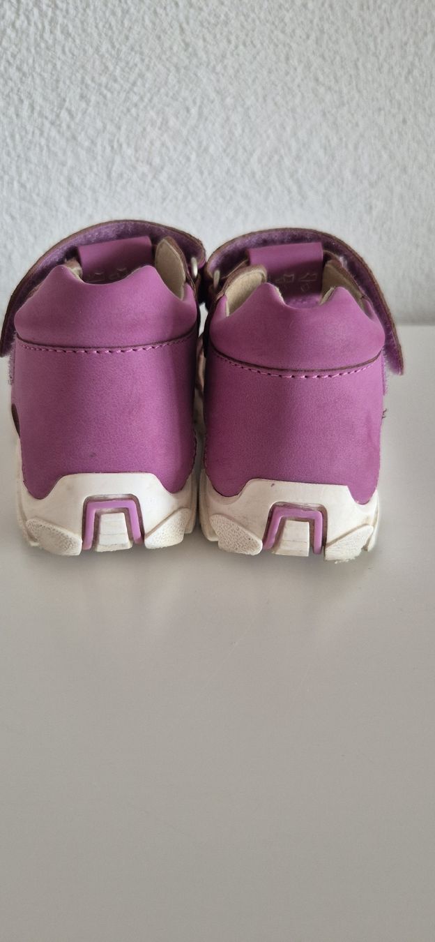 Elefanten Scarpe per ragazze: Leder Sandalen Gr. 24 Elefanten – Usato da Oberwil b. Zug venduto da Enie93 2