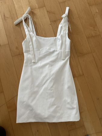 Kurzes Sommerkleid